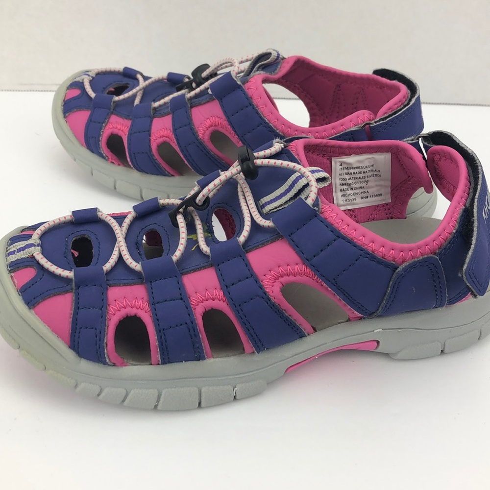 Khombu sandals